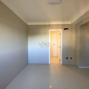 Apartamento com 232m², 4 dormitórios, 4 suítes, 2 vagas no Estevanell em Torres para Comprar