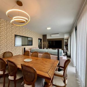 Casa com 670m², 5 dormitórios, 3 suítes, 3 vagas no bairro Bellatorres em Passo de Torres para Comprar