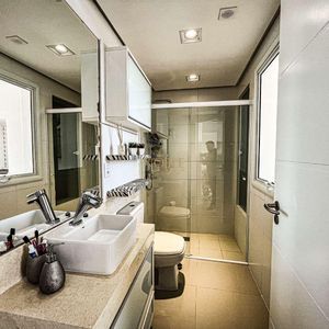 Apartamento com 249m², 4 dormitórios, 4 suítes, 3 vagas no Graziela em Torres para Comprar