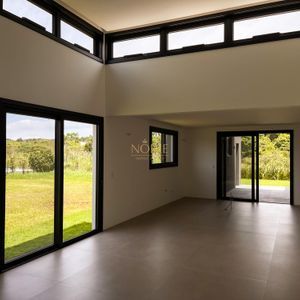 Casa de Condomínio com 225m², 3 dormitórios, 3 suítes, 2 vagas no Reserva das Águas em Torres para Comprar