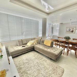 Cobertura com 280m², 4 dormitórios, 4 suítes, 2 vagas no Alvorada em Torres para Comprar