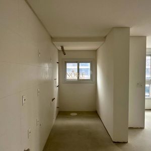 Apartamento com 106m², 2 dormitórios, 1 suíte, 1 vaga no Giardino em Torres para Comprar