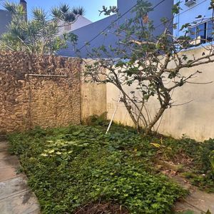 Casa com 420m², 5 dormitórios, 3 suítes, 1 vaga no bairro Centro em Torres para Comprar