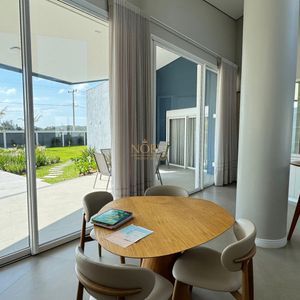 Casa de Condomínio com 308m², 4 dormitórios, 2 suítes, 2 vagas no Vilas do Mar em Passo de Torres para Comprar