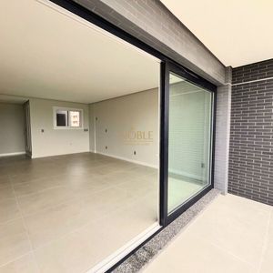 Apartamento com 91m², 2 dormitórios, 2 suítes, 2 vagas no Toronto em Torres para Comprar