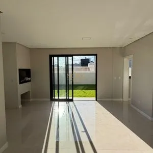 Geminado com 141m², 3 dormitórios, 1 suíte, 2 vagas no bairro Morada das Palmeiras em Torres para Comprar