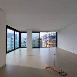 Apartamento com 88m², 2 dormitórios, 2 suítes, 2 vagas no Urban em Torres para Comprar