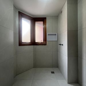 Apartamento com 137m², 3 dormitórios, 1 suíte, 1 vaga no Nouvelle Tour em Torres para Comprar