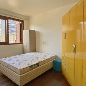 Apartamento com 65m², 2 dormitórios no Edifício Porto Seguro em Torres para Comprar