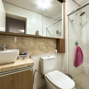 Apartamento com 105m², 3 dormitórios, 1 suíte, 2 vagas no Vesta em Torres para Comprar