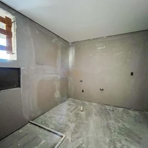 Apartamento com 210m², 4 dormitórios, 4 suítes, 3 vagas no Vanguard em Torres para Comprar