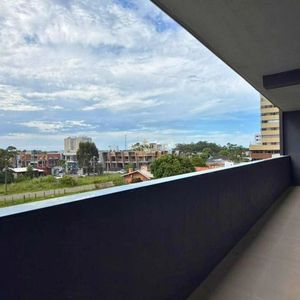 Apartamento com 64m², 2 dormitórios, 1 suíte, 1 vaga no View Place Marina Mampituba em Passo de Torres para Comprar