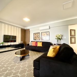 Apartamento com 249m², 4 dormitórios, 4 suítes, 3 vagas no Graziela em Torres para Comprar