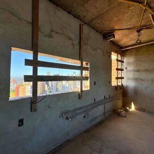 Apartamento com 98m², 2 dormitórios, 2 suítes, 2 vagas no Punta Del Sole em Torres para Comprar