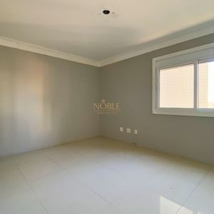 Apartamento com 232m², 4 dormitórios, 4 suítes, 2 vagas no Estevanell em Torres para Comprar