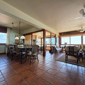 Apartamento com 190m², 3 dormitórios, 1 suíte, 1 vaga no Ville Saint Tropez em Torres para Comprar