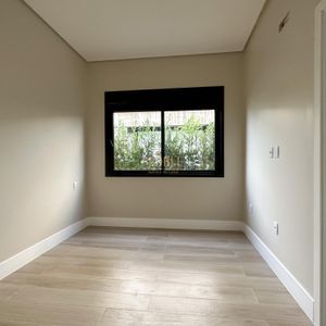 Casa de Condomínio com 228m², 3 dormitórios, 3 suítes, 2 vagas no Reserva das Águas em Torres para Comprar