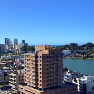 Apartamento com 84m², 2 dormitórios, 1 suíte, 2 vagas no Bellagio Residenziale em Torres para Comprar