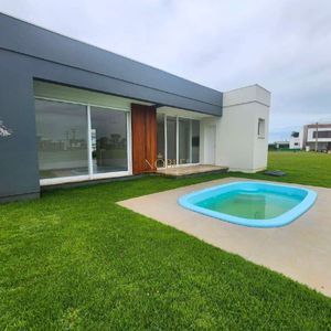 Casa, 3 dormitórios, 3 suítes, 2 vagas no Reserva das Águas em Torres para Comprar