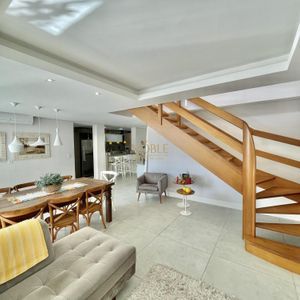 Cobertura com 280m², 4 dormitórios, 4 suítes, 2 vagas no Alvorada em Torres para Comprar