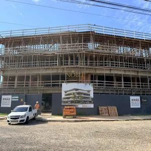 Cobertura com 184m², 2 dormitórios, 2 suítes, 2 vagas no Horizon em Torres para Comprar