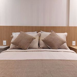 Apartamento com 108m², 3 dormitórios, 1 suíte, 2 vagas no Maui Residencial em Torres para Comprar