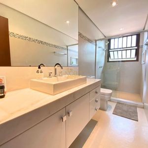 Casa com 518m², 5 dormitórios, 2 suítes, 2 vagas no bairro Praia Grande em Torres para Comprar