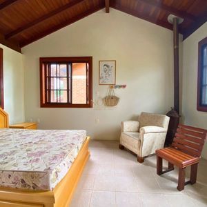 Casa de Condomínio com 161m², 3 dormitórios, 1 suíte, 1 vaga no Condomínio Plaza Guarita em Torres para Comprar