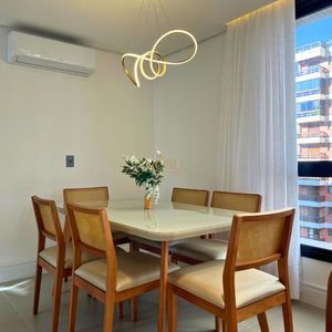 Apartamento com 77m², 2 dormitórios, 2 suítes, 1 vaga no Praça Quatro em Torres para Comprar