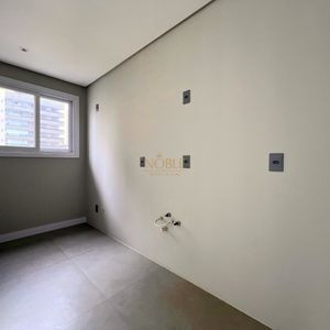 Apartamento com 107m², 2 dormitórios, 2 suítes, 1 vaga no Ibiza em Torres para Comprar