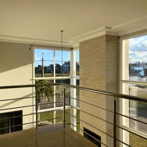 Casa de Condomínio com 320m², 4 dormitórios, 4 suítes, 4 vagas no Ocean Side em Torres para Comprar