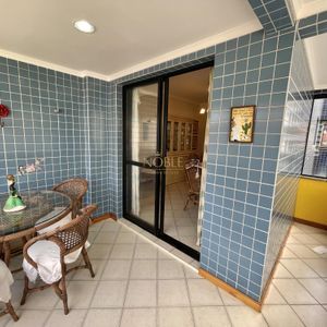 Apartamento com 103m², 2 dormitórios, 2 suítes, 2 vagas no Costa Azul em Torres para Comprar