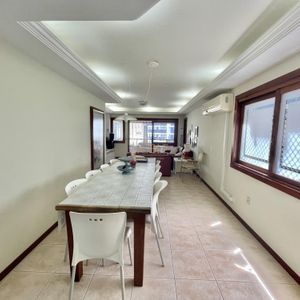 Apartamento com 130m², 3 dormitórios, 1 suíte, 1 vaga no Nouvelle Tour em Torres para Comprar