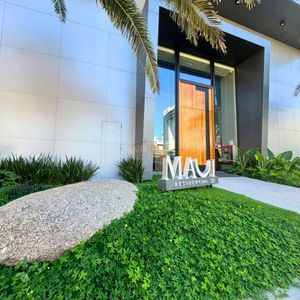 Apartamento com 102m², 3 dormitórios, 1 suíte, 2 vagas no Maui Residencial em Torres para Comprar