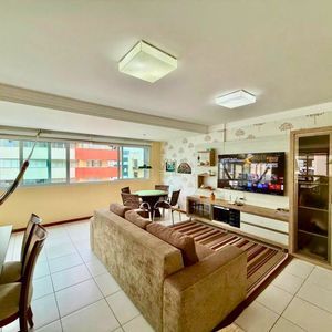 Apartamento com 118m², 3 dormitórios, 1 suíte, 2 vagas no Splendor em Torres para Comprar