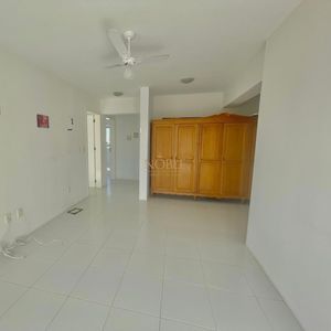 Apartamento com 107m², 3 dormitórios, 3 suítes, 1 vaga no Lex Center em Torres para Comprar