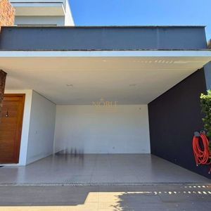 Casa com 210m², 3 dormitórios, 1 suíte, 2 vagas no bairro Novo Passo em Passo de Torres para Comprar
