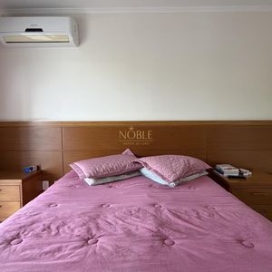 Casa com 252m², 5 dormitórios, 1 suíte, 2 vagas no bairro Centro em Torres para Comprar