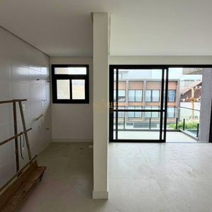 Apartamento com 79m², 2 dormitórios, 1 suíte, 2 vagas no Florença em Torres para Comprar