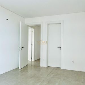 Apartamento com 142m², 3 dormitórios, 3 suítes, 2 vagas no Voga em Torres para Comprar