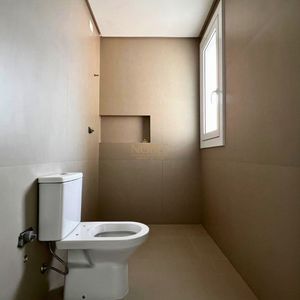 Apartamento com 93m², 2 dormitórios, 2 suítes, 2 vagas no Bella Vita em Torres para Comprar