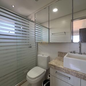 Apartamento com 123m², 3 dormitórios, 2 suítes, 2 vagas no Lê Classic em Torres para Comprar