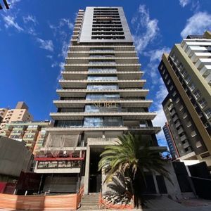 Apartamento com 200m², 3 dormitórios, 3 suítes, 3 vagas no Vanguard em Torres para Comprar