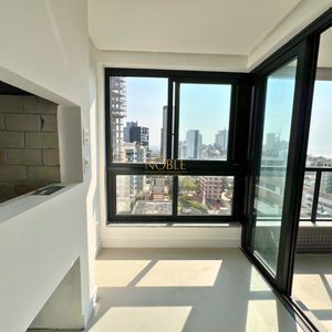 Apartamento com 117m², 3 dormitórios, 3 suítes, 2 vagas no Freedom em Torres para Comprar
