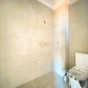 Apartamento com 207m², 4 dormitórios, 4 suítes, 2 vagas no Domus em Torres para Comprar