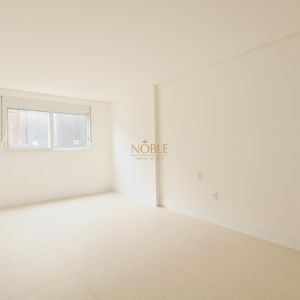 Apartamento com 130m², 3 dormitórios, 1 suíte, 2 vagas no Monterrey em Torres para Comprar