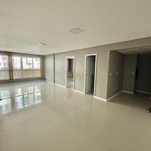 Apartamento com 62m², 2 dormitórios, 1 vaga no Lumiere em Torres para Comprar