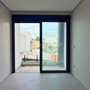 Geminado com 106m², 3 dormitórios, 1 suíte, 1 vaga no bairro Praia da Cal em Torres para Comprar