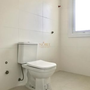 Apartamento com 130m², 3 dormitórios, 1 suíte, 2 vagas no Monterrey em Torres para Comprar