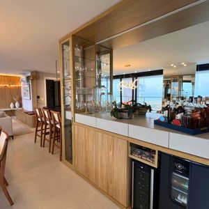 Apartamento com 220m², 4 dormitórios, 4 suítes, 2 vagas no Vitra em Torres para Comprar